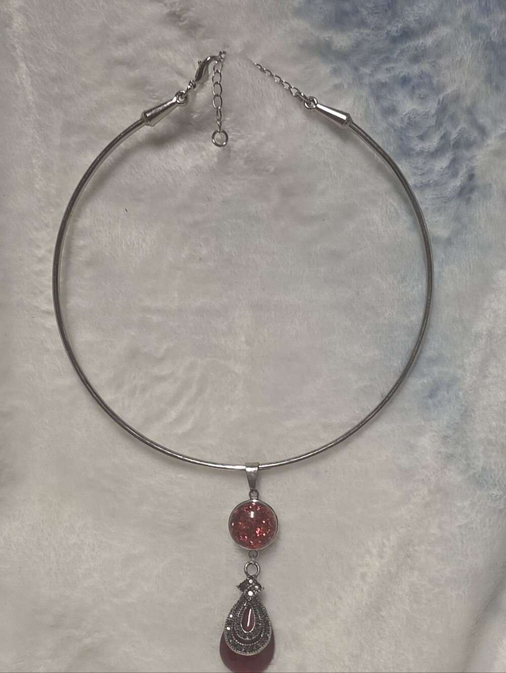 Silver Choker Necklace with Redish Pendant